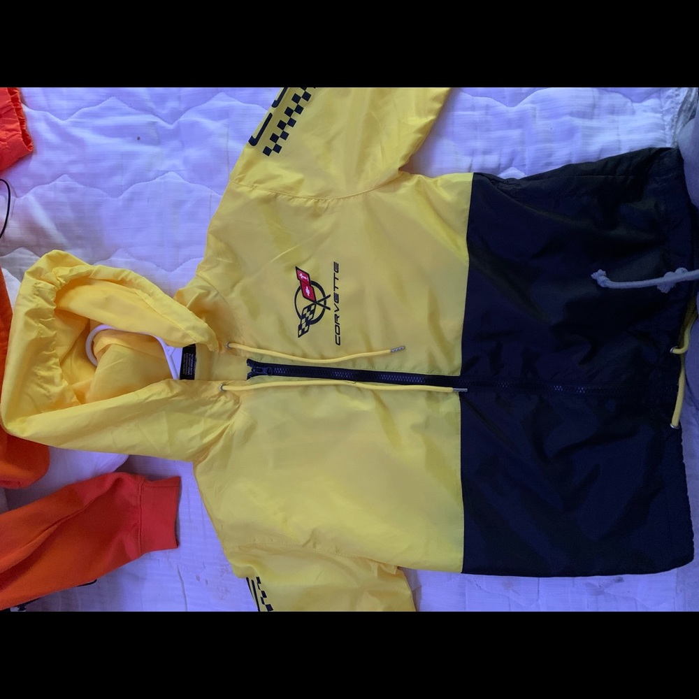 YELLOW CORVETTE WINDBREAKER